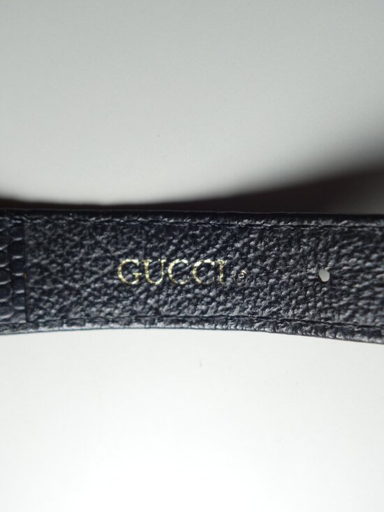 Vtg 1980’s Gucci Gold & Black Swiss Made Watch w/ Leather Gucci Strap, Untested main image 15